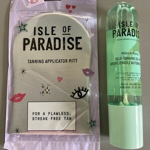 Isle of Paradise Green Tanning Mitt and Oil Set